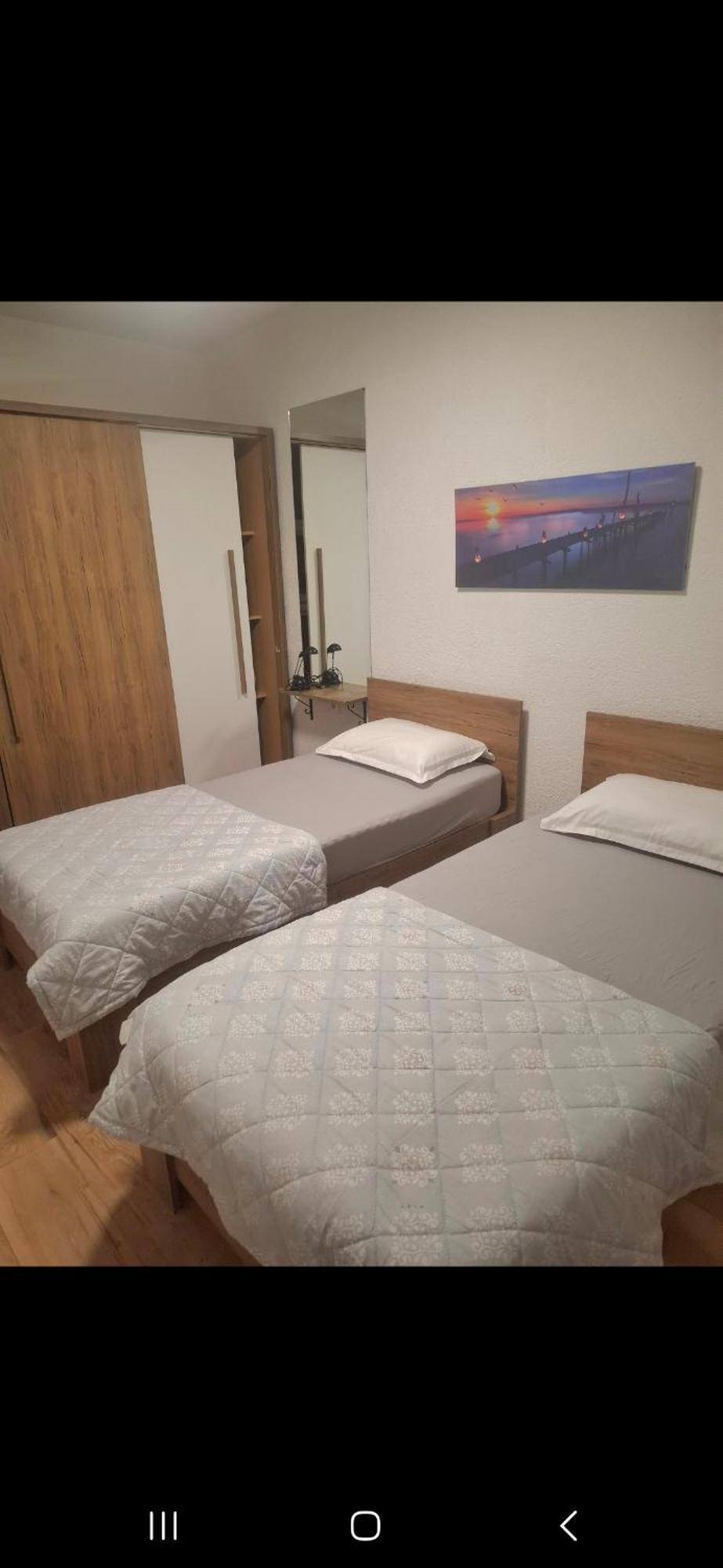 Nesi Apartmenti Pristina Eksteriør billede